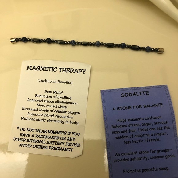 Unisex Magnetic Hematite Sodalite Beaded Bracelet - Picture 3 of 3